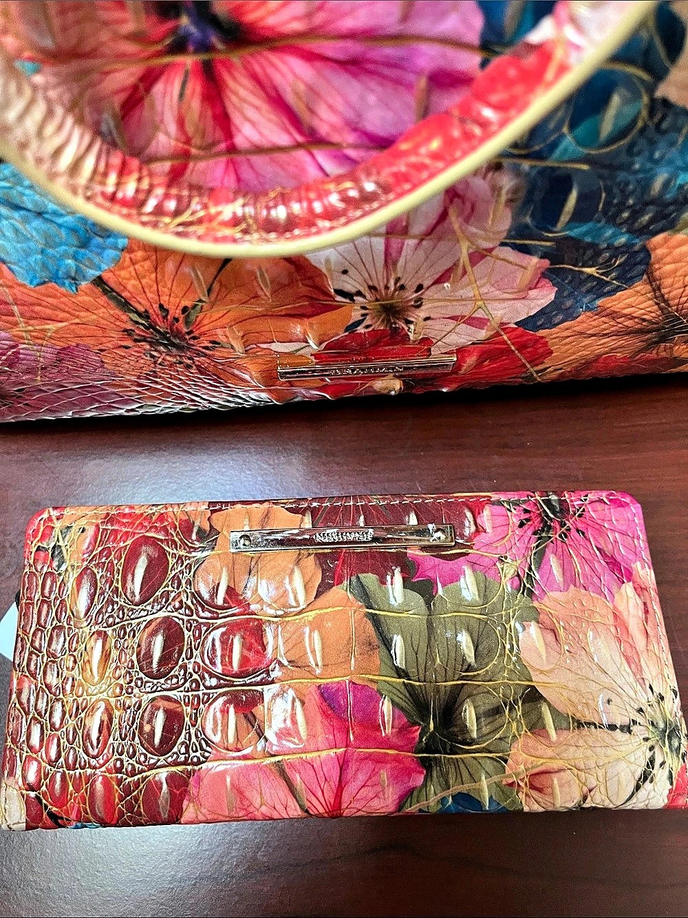 BRAHMIN Medium Asher Melbourne / Ady Wallet Set in Vintage Garden Floral Tote - Picture 2 of 5